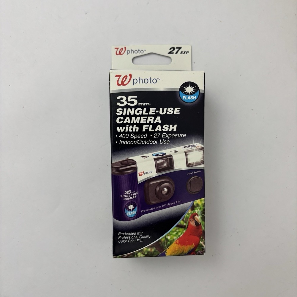 2017 Walgreens Single Use 35mm Camera With Flash Sealed NEW 27 Exposures